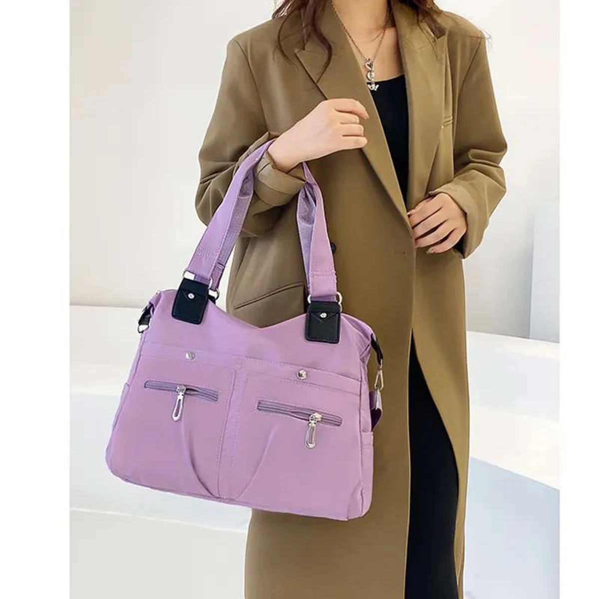 Women's Handbag Solid ( pink colour )